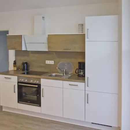 Διαμέρισμα Strandnah, Terrasse, Ahoi Erlebnisbad Gratis In Sellin - Strandresidenz Brandenburg Fewo01 *