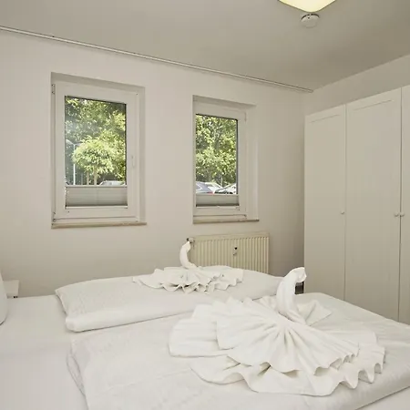 Διαμέρισμα Strandnah, Terrasse, Ahoi Erlebnisbad Gratis In Sellin - Strandresidenz Brandenburg Fewo01