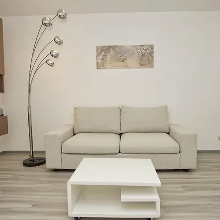 Strandnah, Terrasse, Ahoi Erlebnisbad Gratis In Sellin - Strandresidenz Brandenburg Fewo01 * Goehren (Ruegen)
