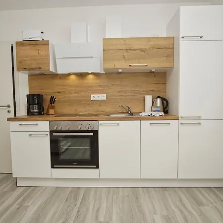Strandnah, Terrasse, Ahoi Erlebnisbad Gratis In Sellin - Strandresidenz Brandenburg Fewo01 Διαμέρισμα
